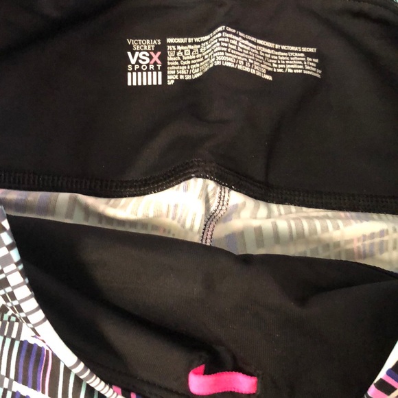 Victoria Secret Sport Crops - Picture 2 of 3